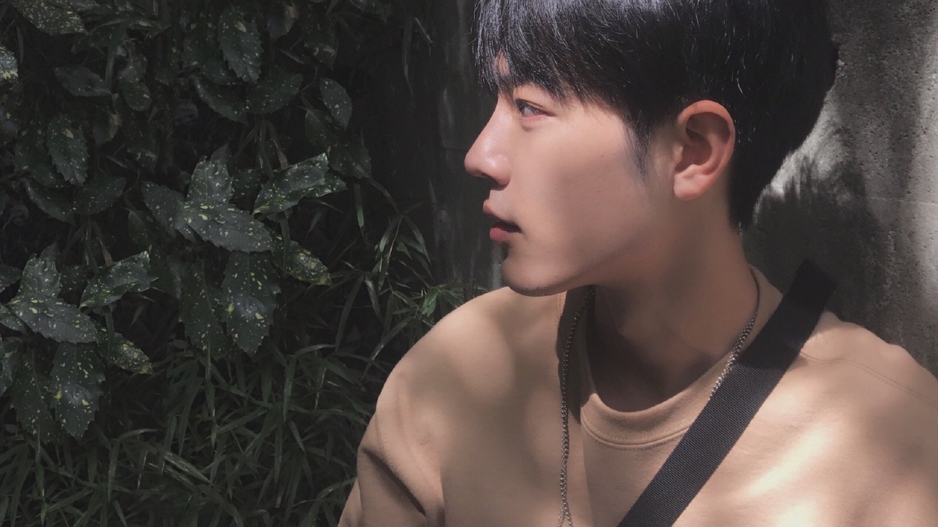 决赛中场控制力决定胜负关键，从中场开始控制比赛节奏