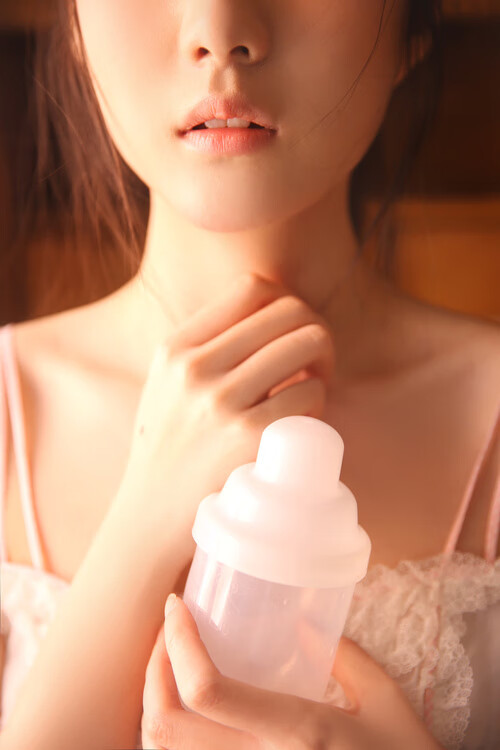 字母哥刷新场均三双纪录雄鹿再登榜首，字母哥还在雄鹿队吗