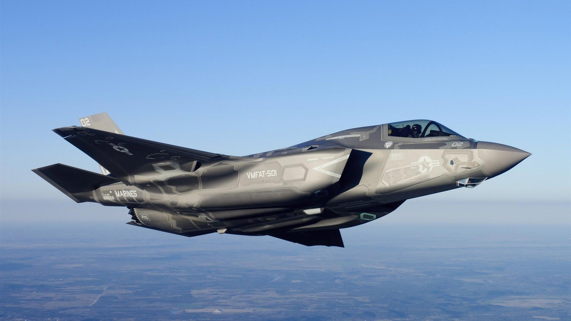 中国足球草根联赛的资助方式与可持续发展方案，草根足球球员